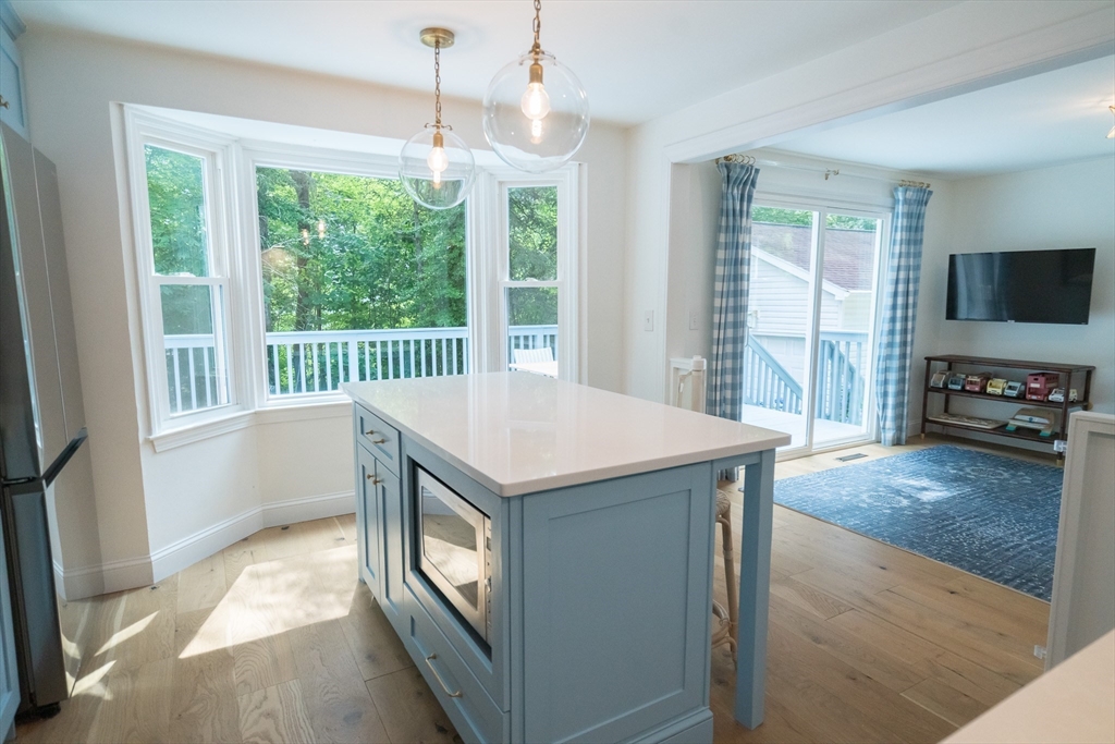 11 Sherwood Dr