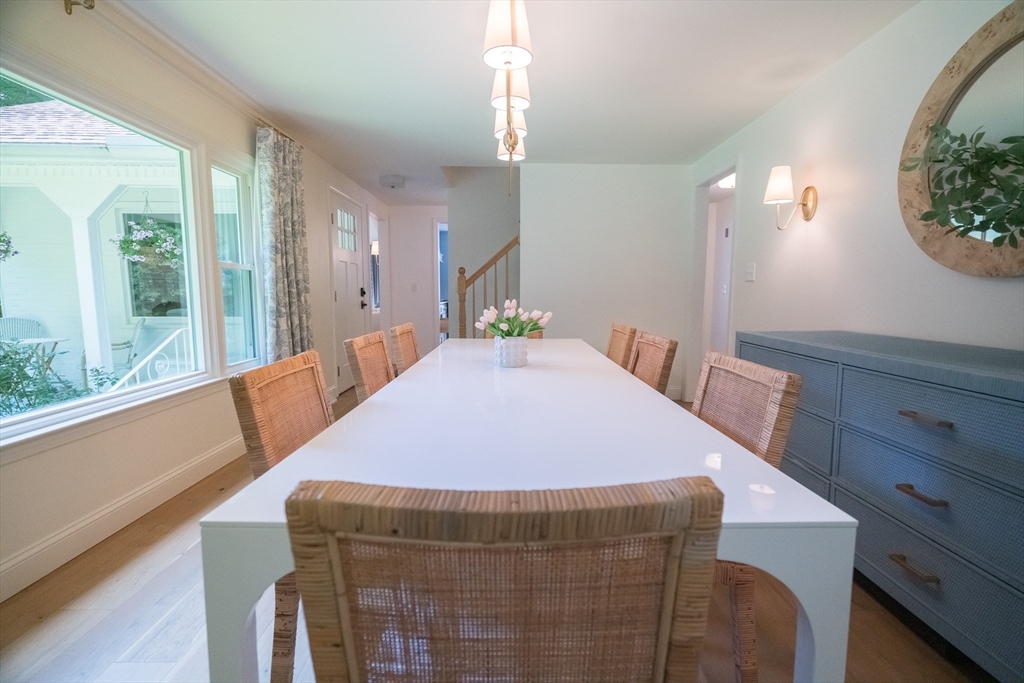 11 Sherwood Dr