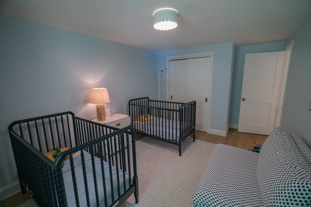 11 Sherwood Dr
