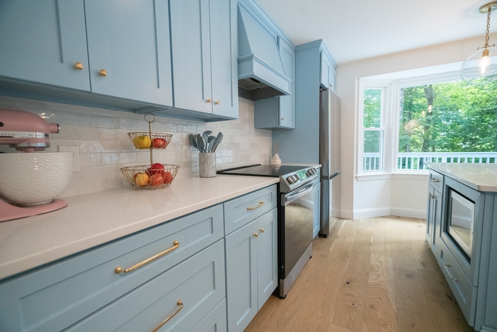 11 Sherwood Dr