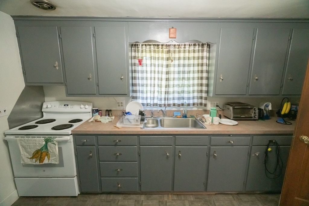 294 Pelham Rd