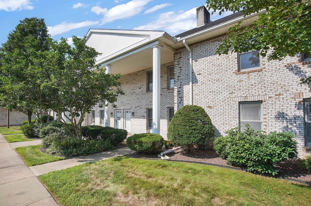 9 Castle Hill Rd # F