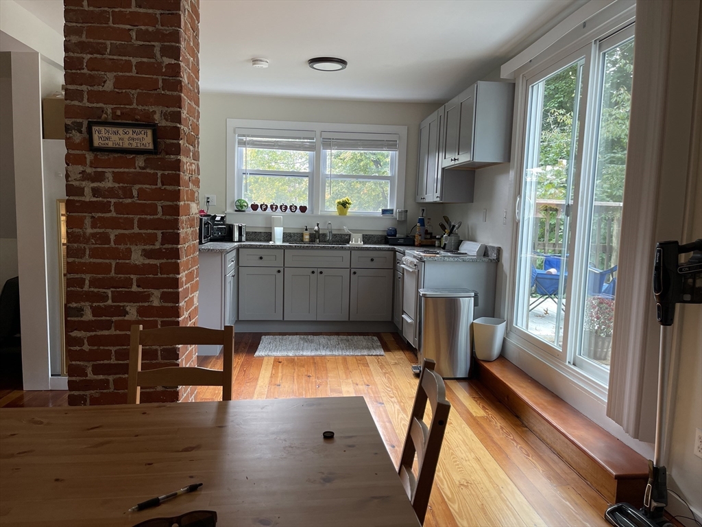 32 Kendrick Pl