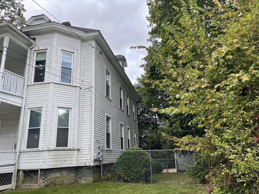 32 Kendrick Pl