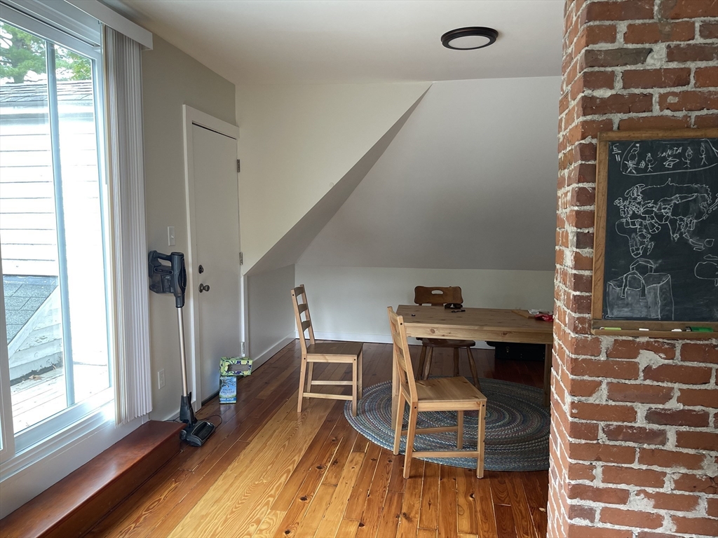 32 Kendrick Pl