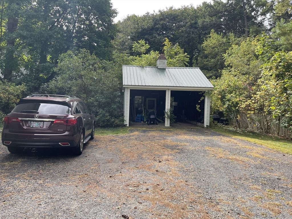 40 Kendrick Pl