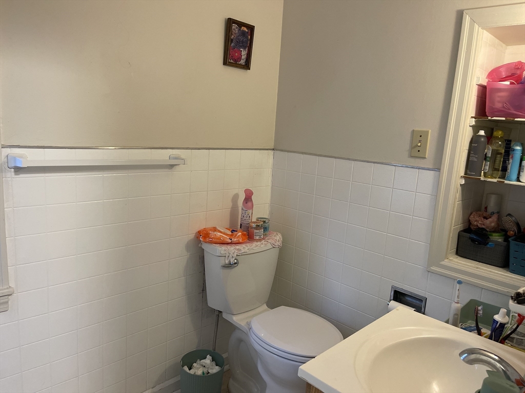 140 Sunset Ave