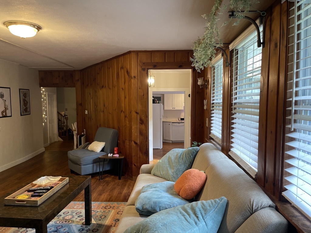 140 Sunset Ave