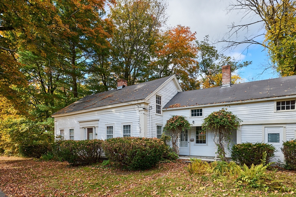 38 Pine St