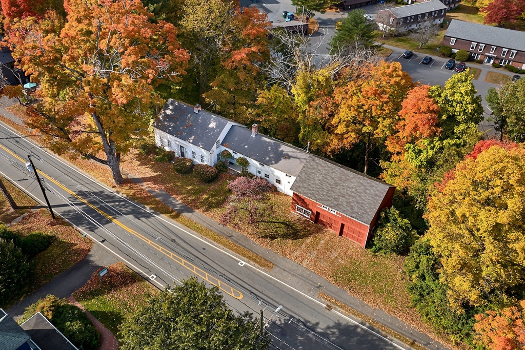 38 Pine St
