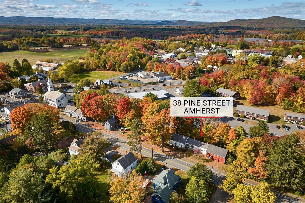 38 Pine St