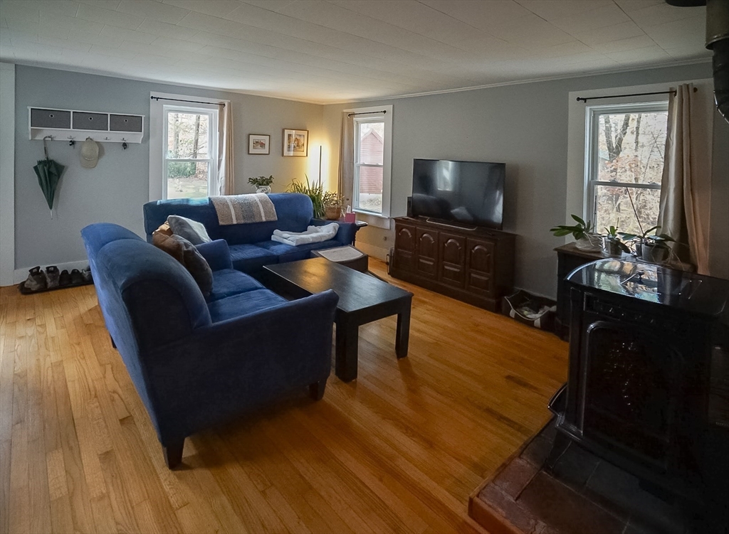 414 Allen Rd