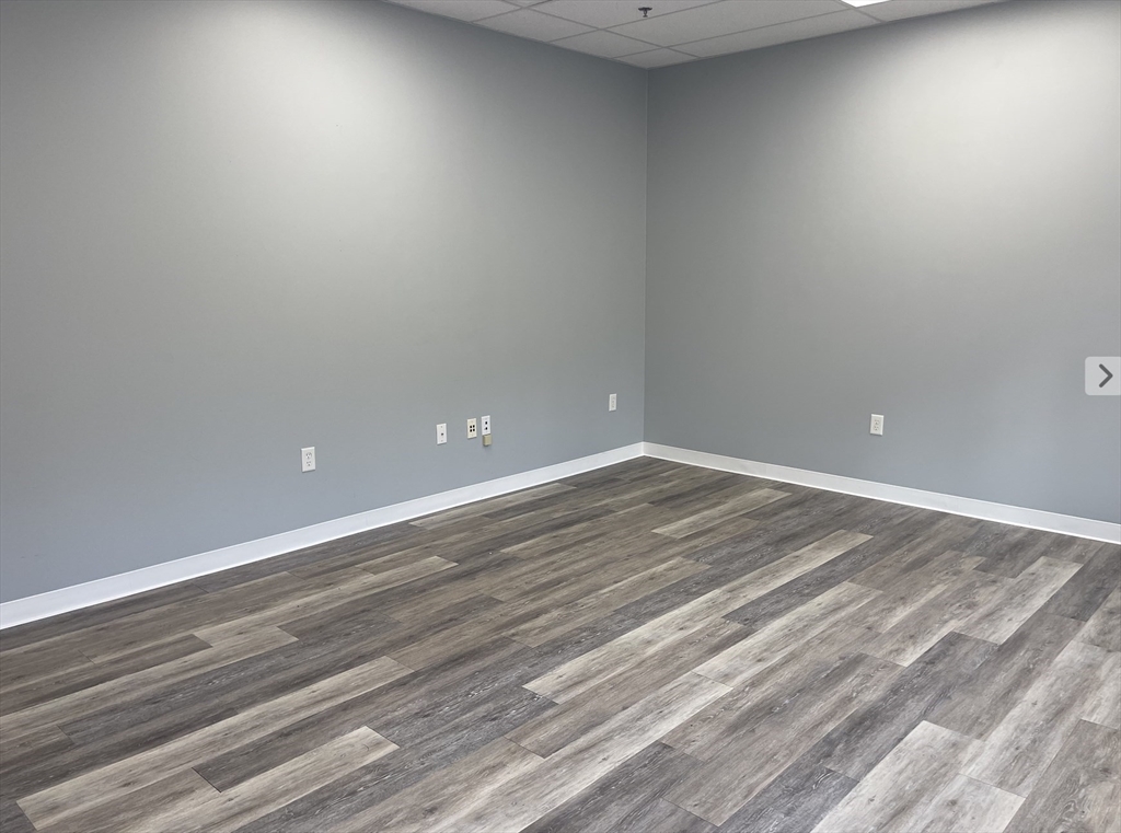 245 Russell St # 11A