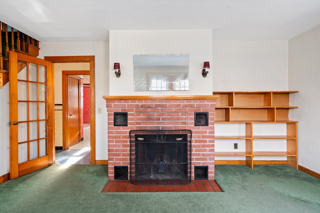 106 Clark St