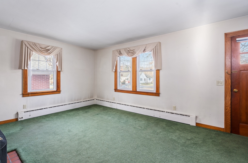 106 Clark St