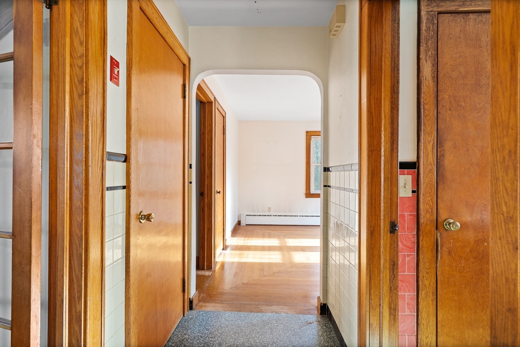 106 Clark St