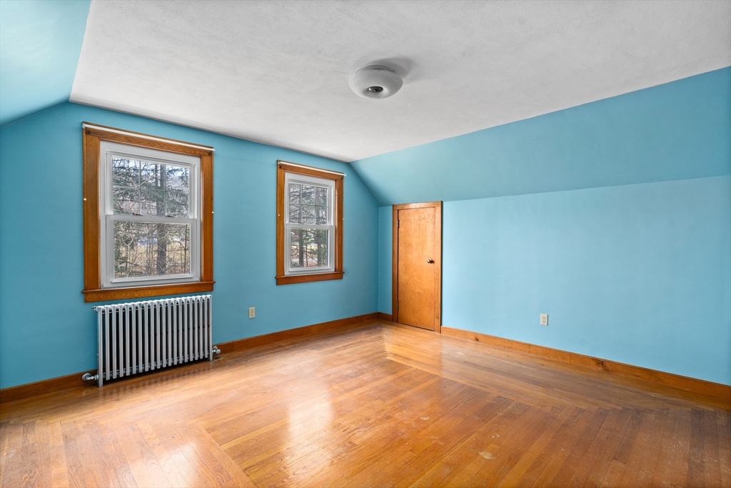 106 Clark St
