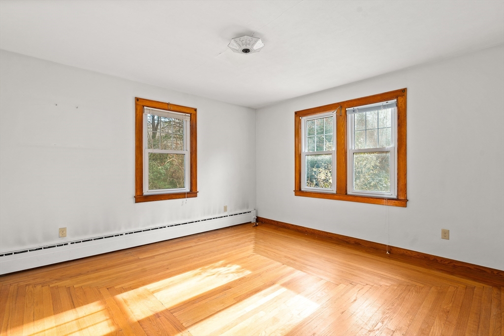 106 Clark St