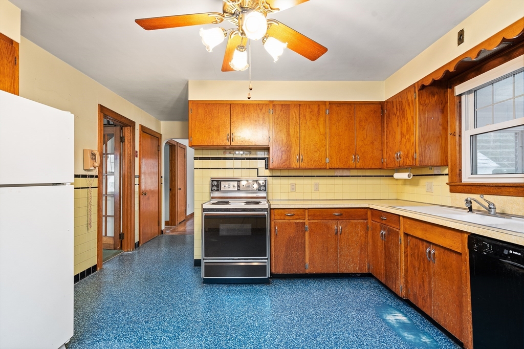 106 Clark St
