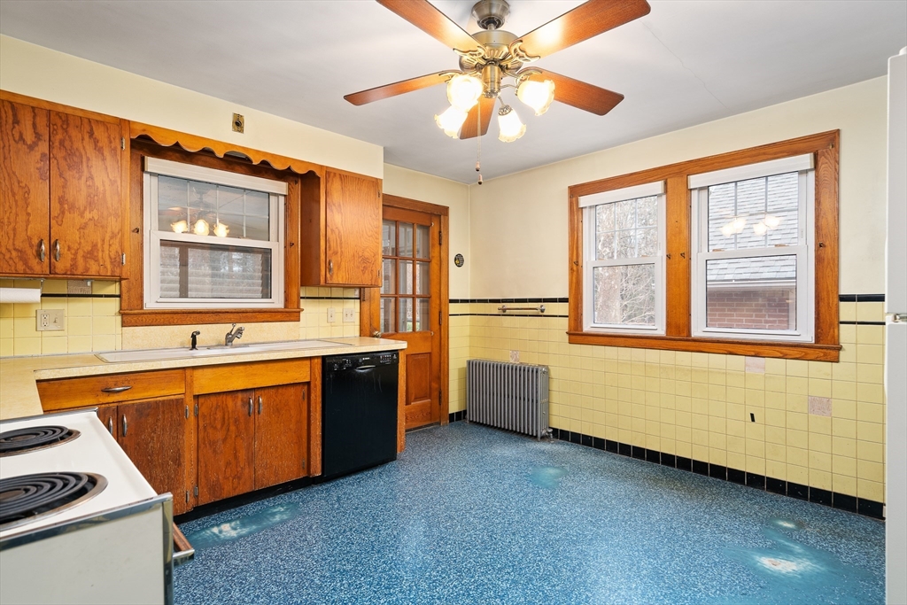 106 Clark St