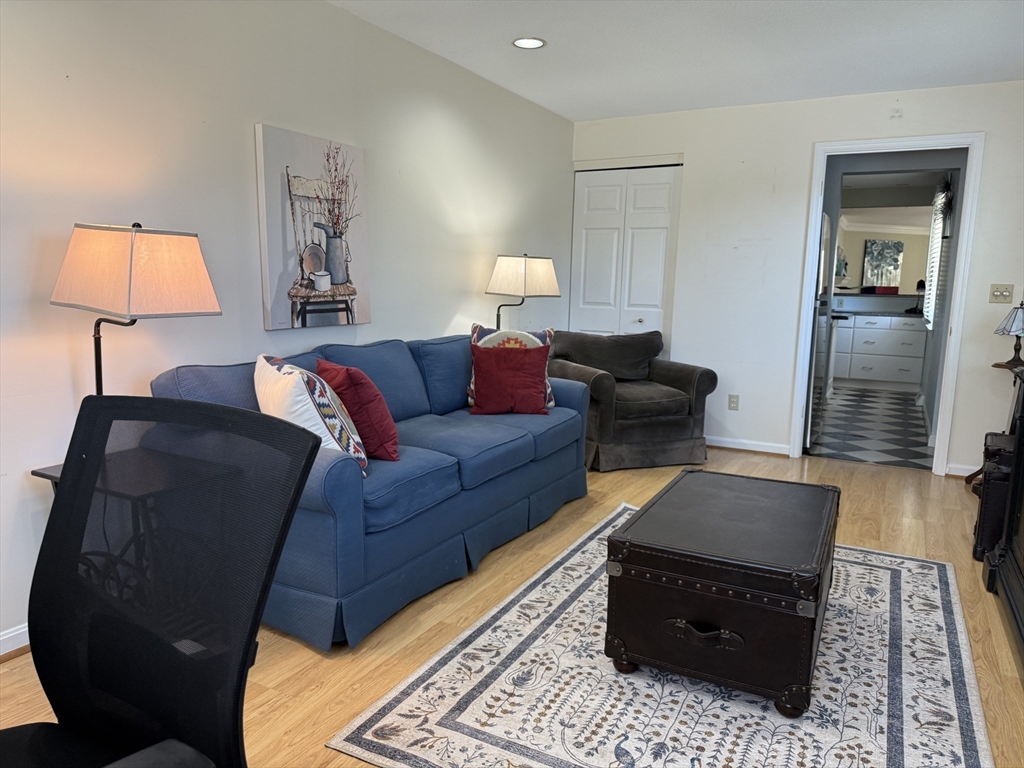 1 Baldwin Ln # 1