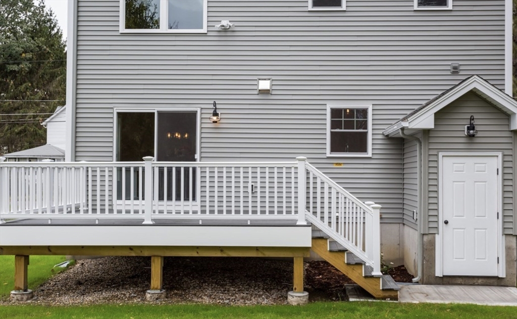 36 Landy Ave
