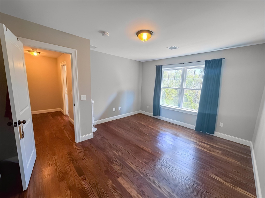 36 Landy Ave