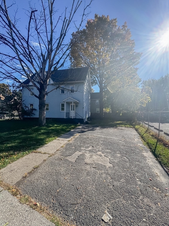 3-5 Noel St, Springfield