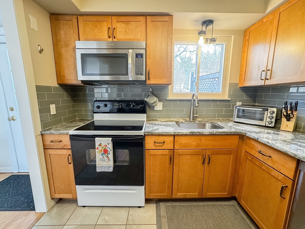 252 West St # 3