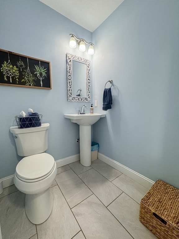 23 Ralph Cir