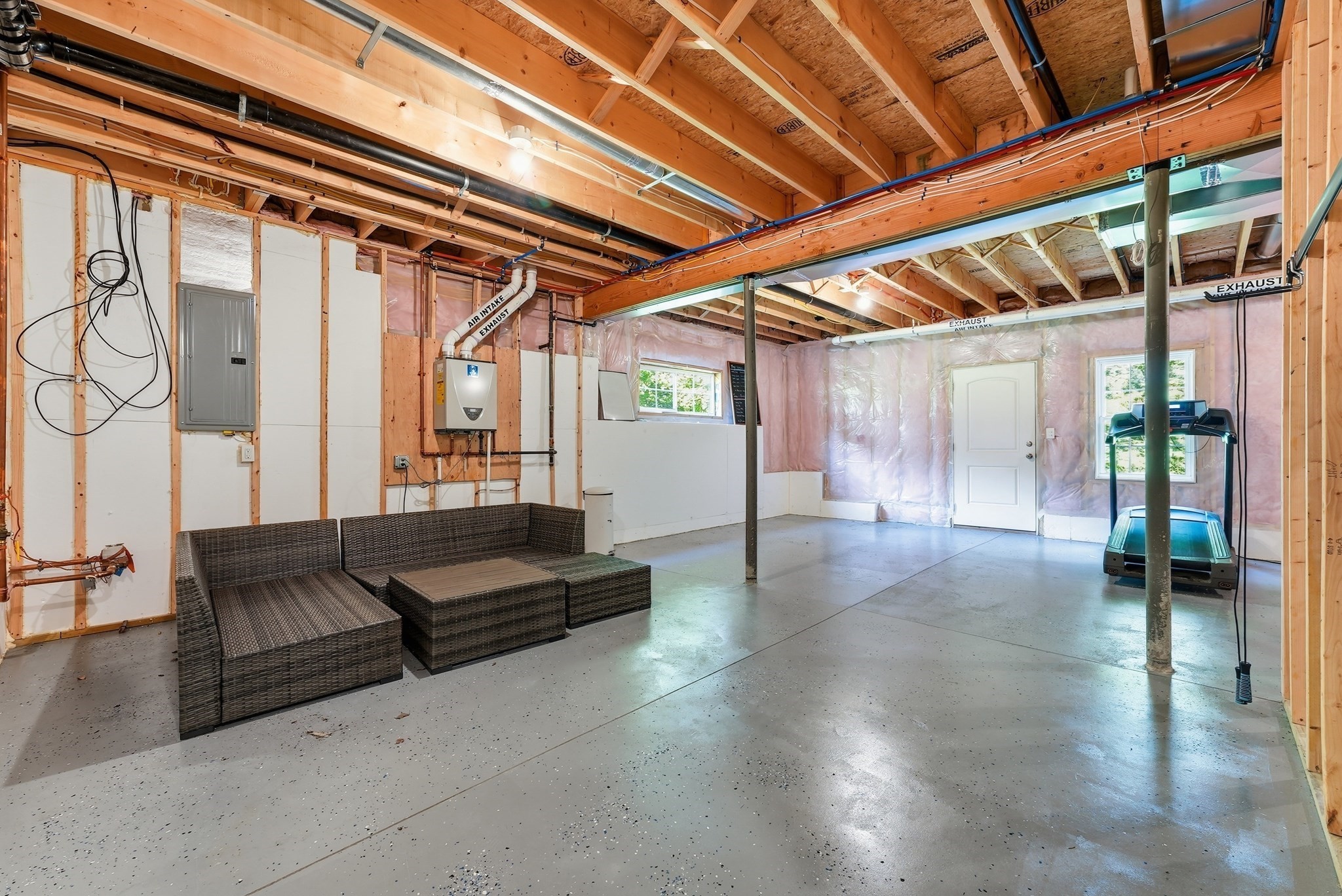 23 Ralph Cir