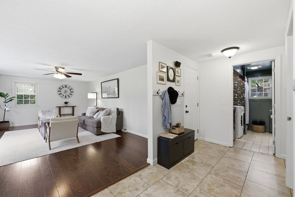 84 Allen Rd
