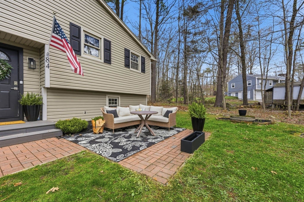 84 Allen Rd