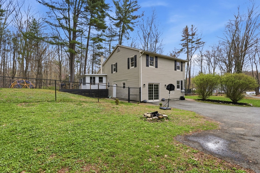 84 Allen Rd