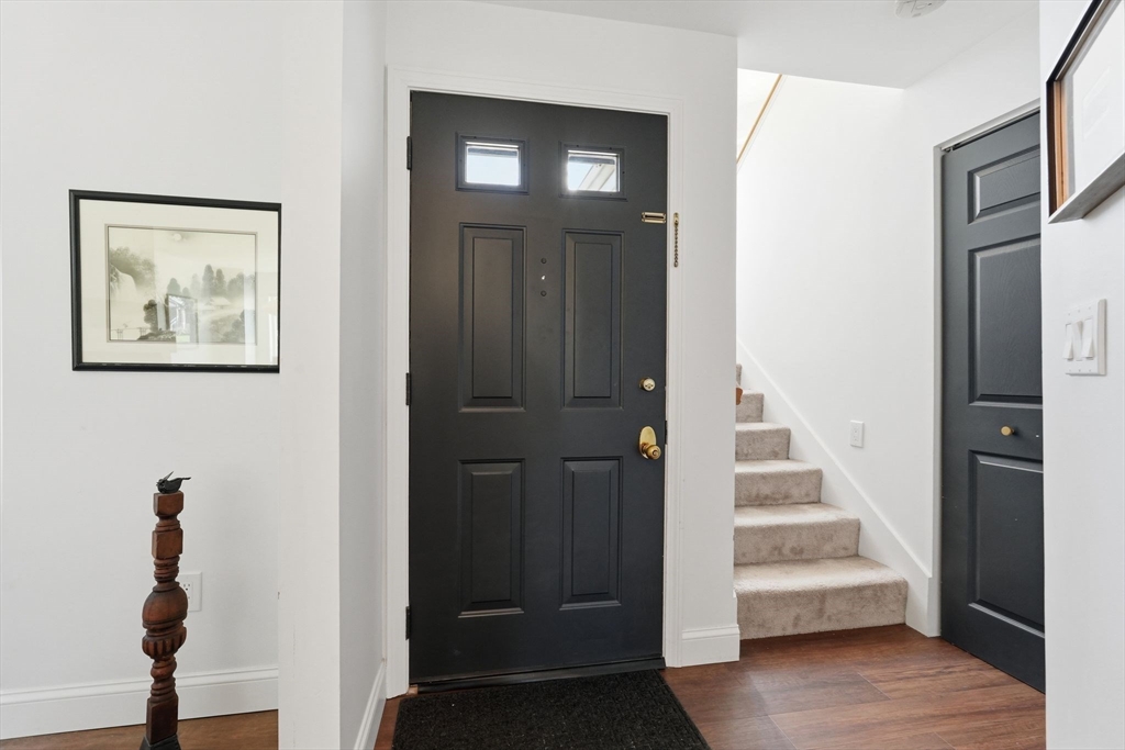 24 Mcintosh Dr # 24
