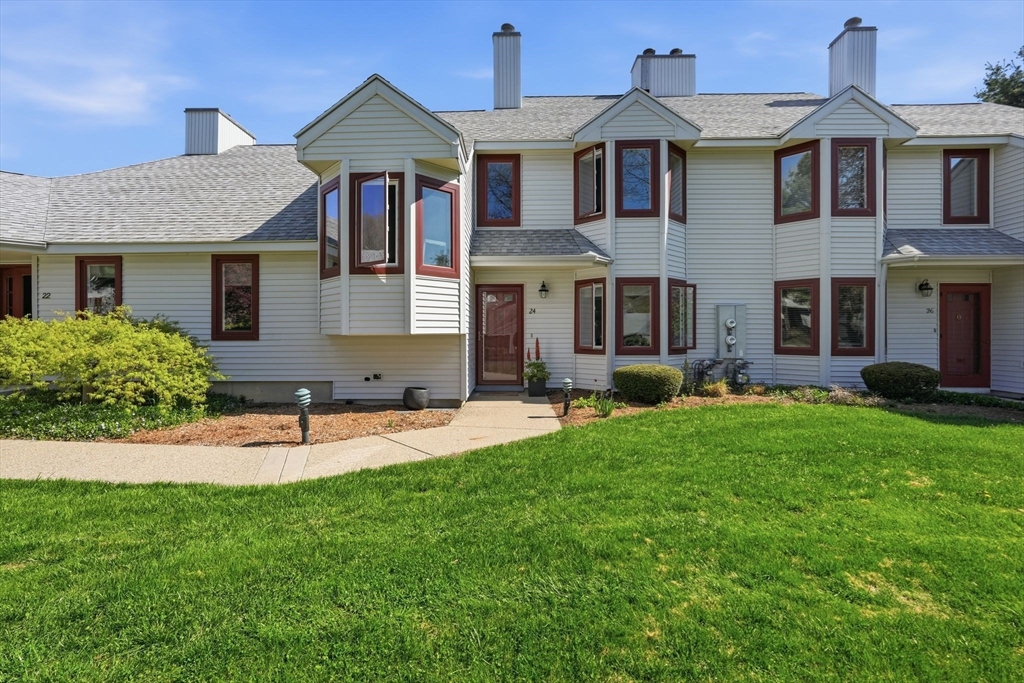 24 Mcintosh Dr # 24