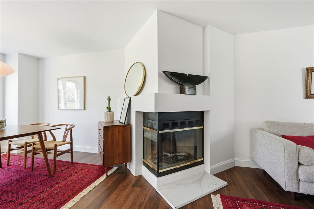 24 Mcintosh Dr # 24