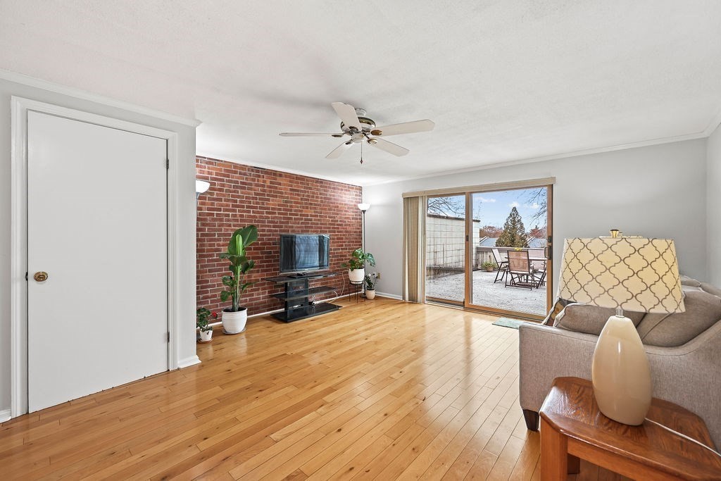 8 Sutton Ct # 8