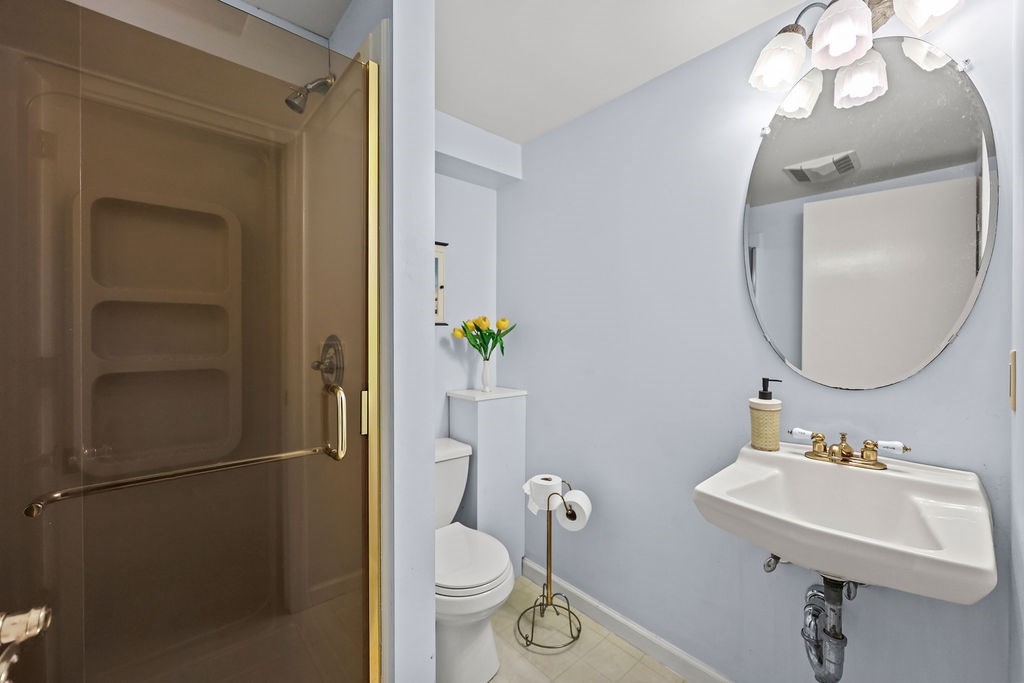 8 Sutton Ct # 8