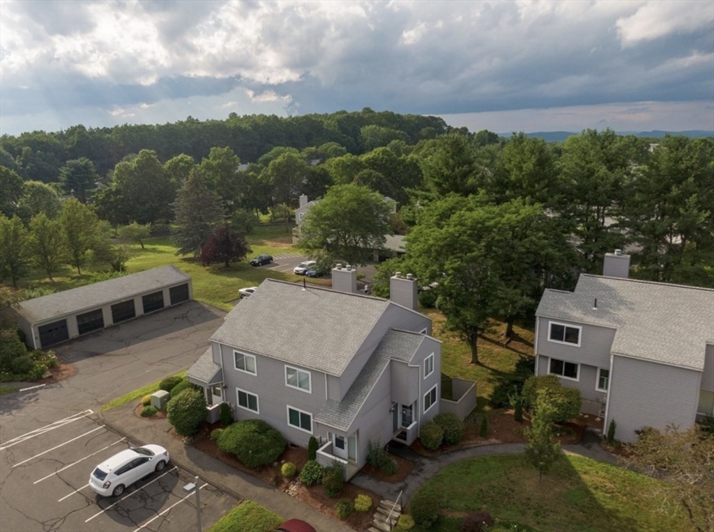 32 Autumn Ln # 32