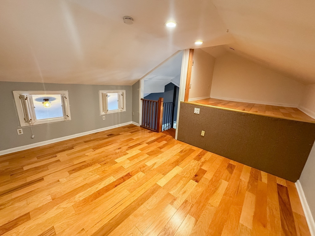 32 Autumn Ln # 32