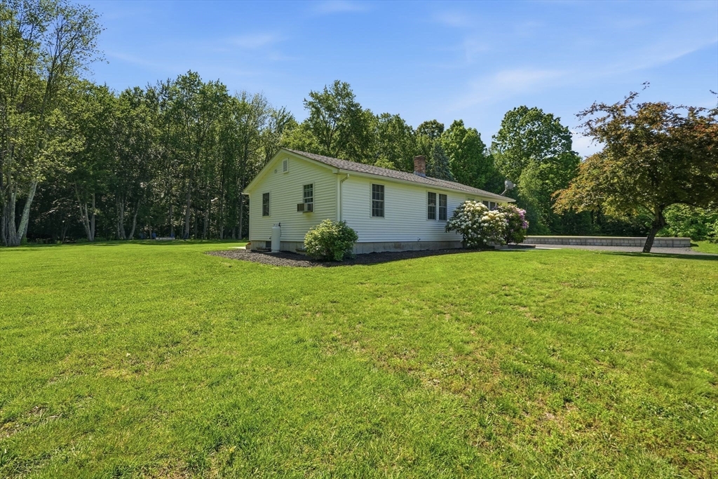 43 Long Plain Rd