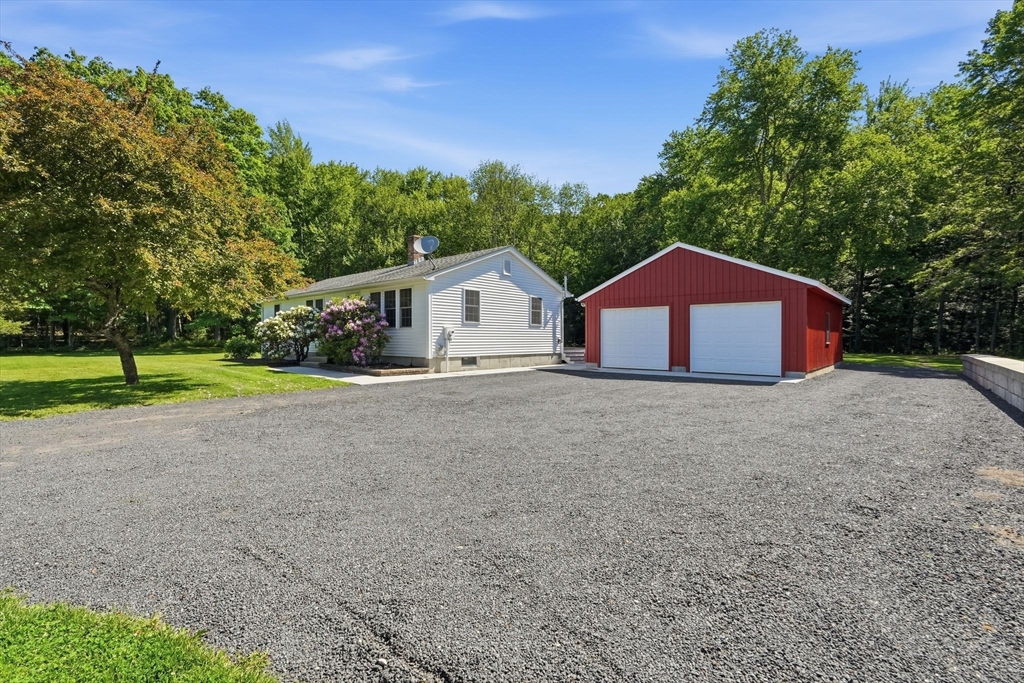 43 Long Plain Rd