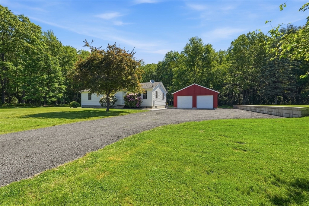 43 Long Plain Rd