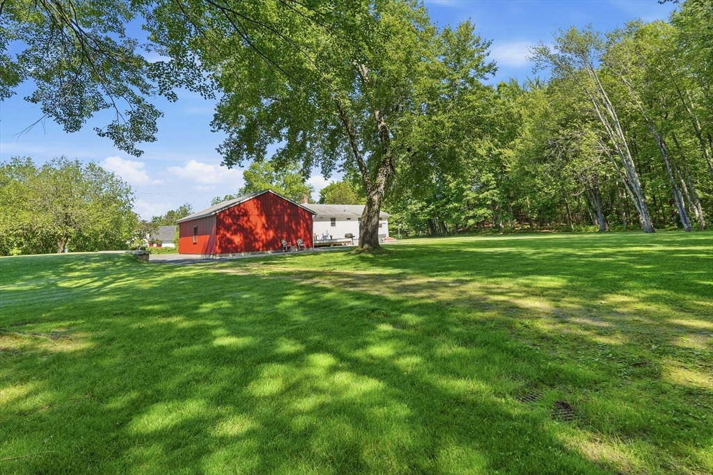 43 Long Plain Rd
