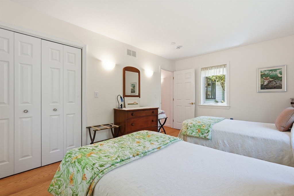 481 Station Rd