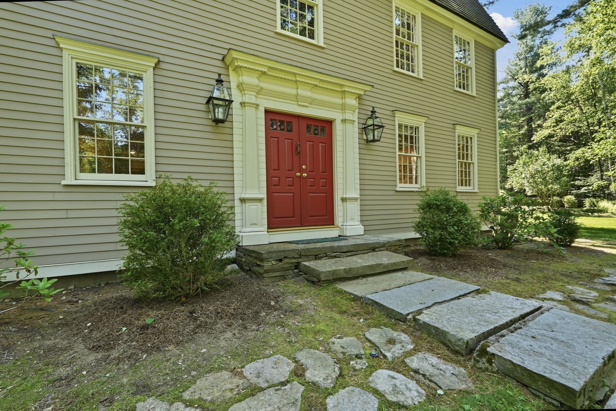 36 Laurel Hill Dr