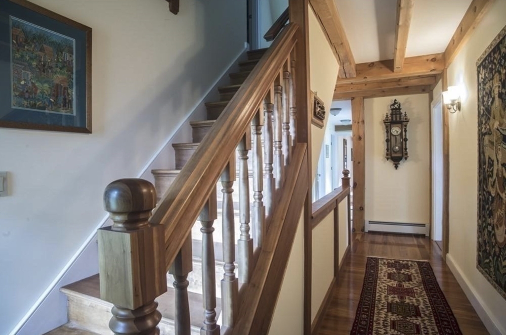 36 Laurel Hill Dr