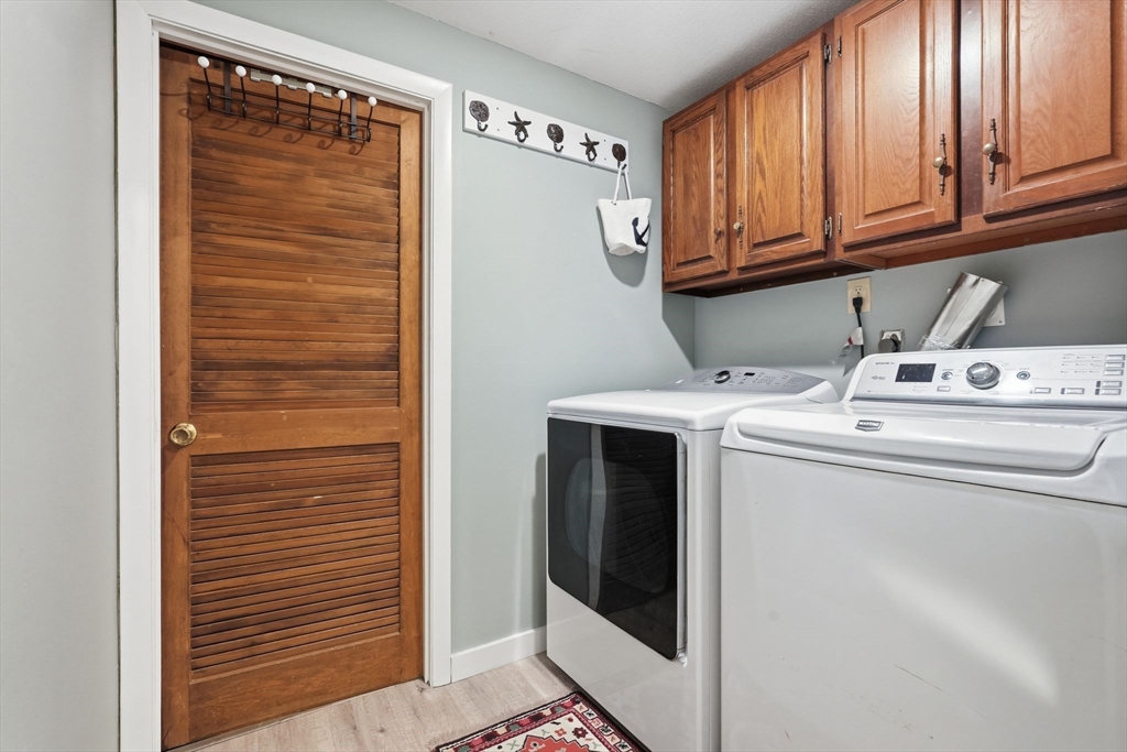 17 Captain Lathrop Dr