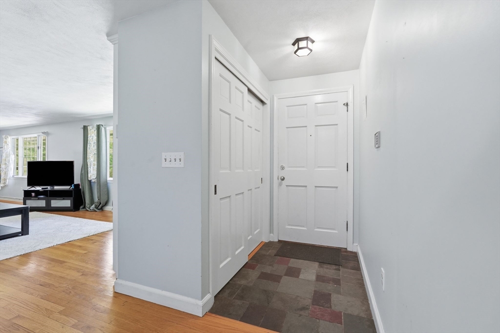 173 Mill Ln